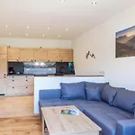 Vrenal Apartamento *